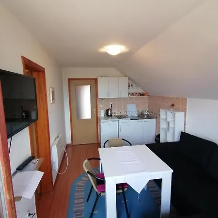 帕莱Sweet House公寓 外观 照片